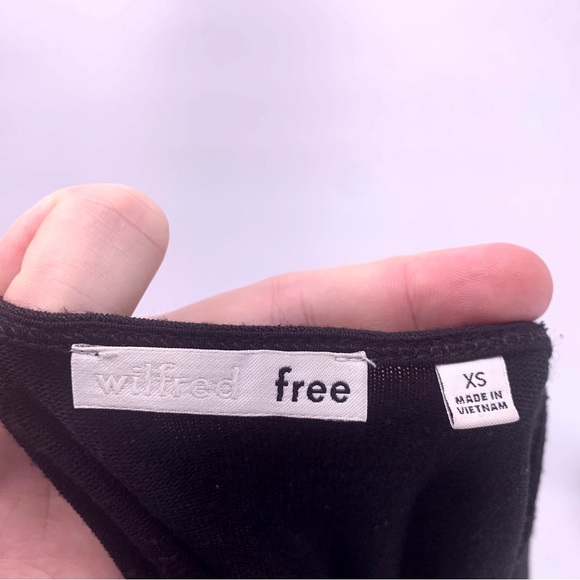 Aritzia Wilfred Free Black Sweater Top Size XS - Picture 7 of 7